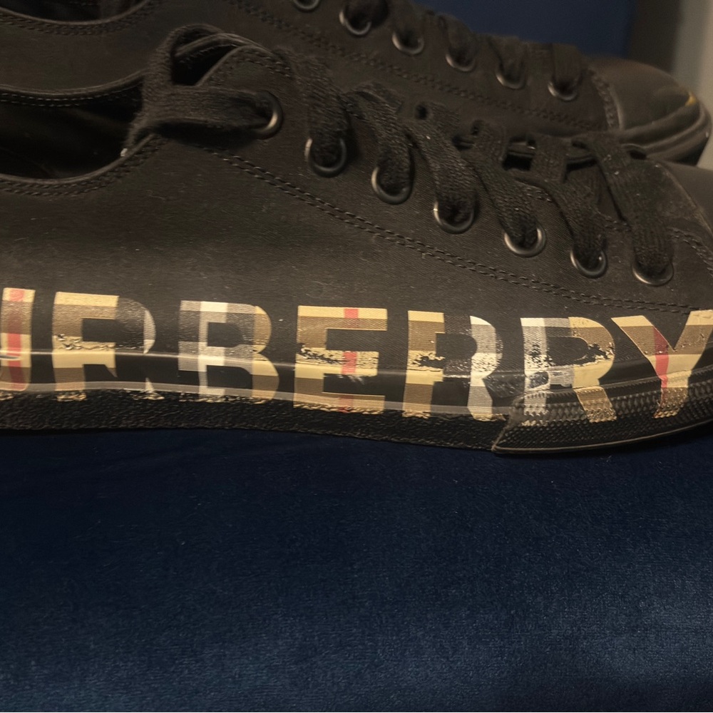 Burberry Black Logo Men's Sneakers